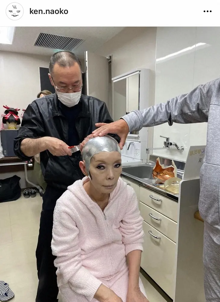 【画像・写真】研ナオコ“宇宙人っぽい”自虐写真投稿　ファン感嘆「リアル」「宇宙感スゴい」
