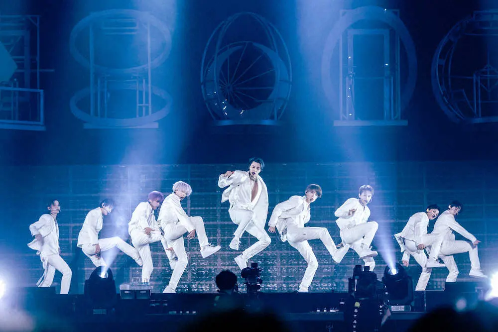 【画像・写真】多国籍ボーイズグループ「NCT127」大阪でファン魅了　凱旋のユウタ「ただいま～!」