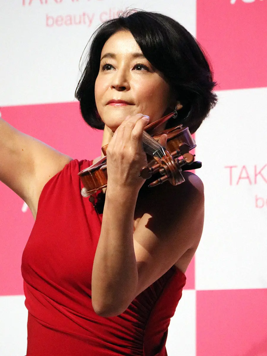 【画像・写真】高嶋ちさ子　藤井フミヤの美声に思わず出たひと言にスタジオ驚き！共演者「酒飲んでなくてすごい」