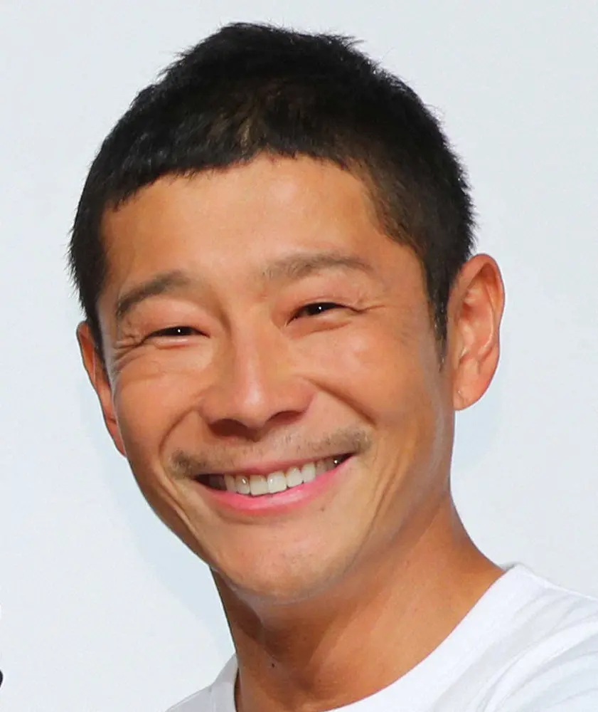【画像・写真】前澤友作氏「すごい並び、、、恐縮です」開店祝いの胡蝶蘭並びに「ビックネームばかり」「豪華過ぎ」反響