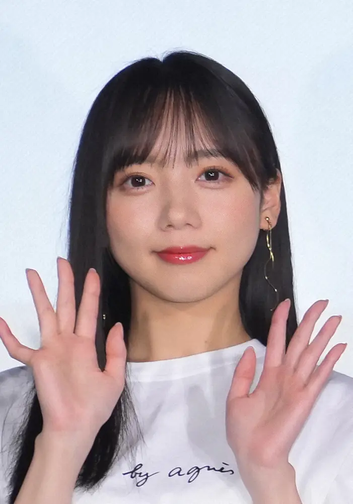 【画像・写真】日向坂46齊藤京子「ここまで小さい方は見たことない」と驚いた小顔芸能人　「信じられない…見慣れない」