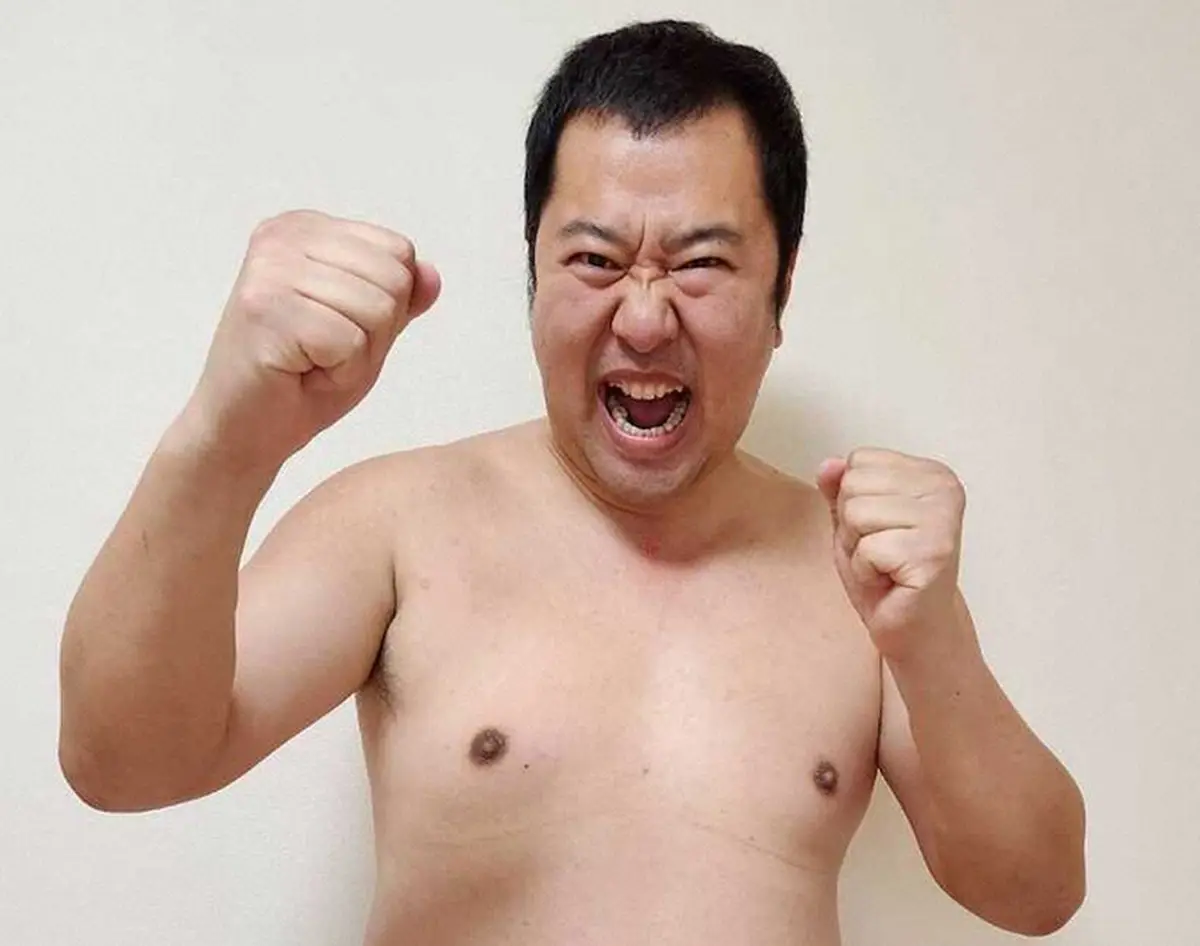 【画像・写真】とにかく明るい安村　お笑いの本場で受けた「恐怖」の洗礼　舞台袖にいた先輩芸人が「ずっと言ってて…」