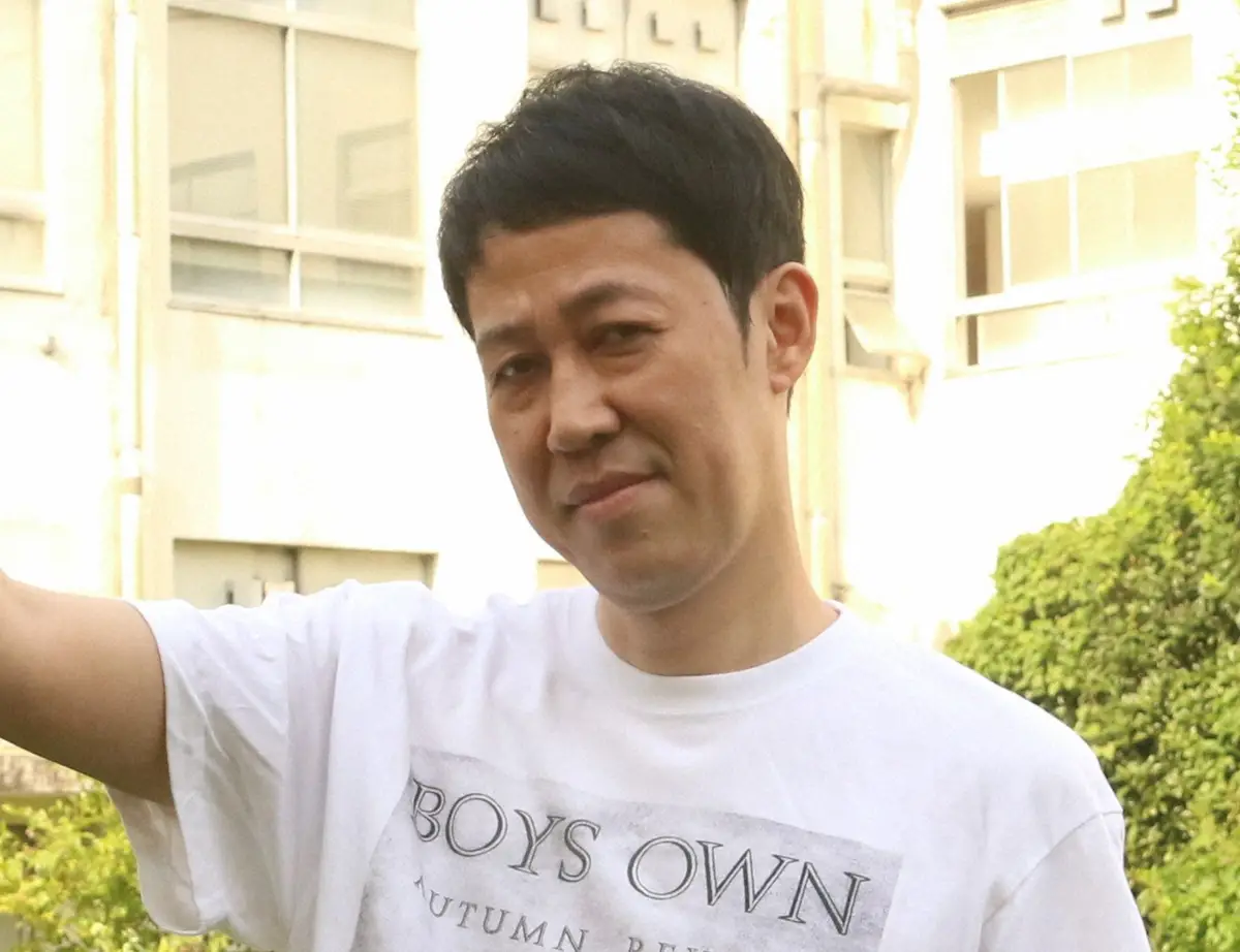 【画像・写真】小籔千豊　息子とのNY旅行でホテルのグレード下げ「運の尽き」と明かす　おしゃれカフェの朝食は2万円！