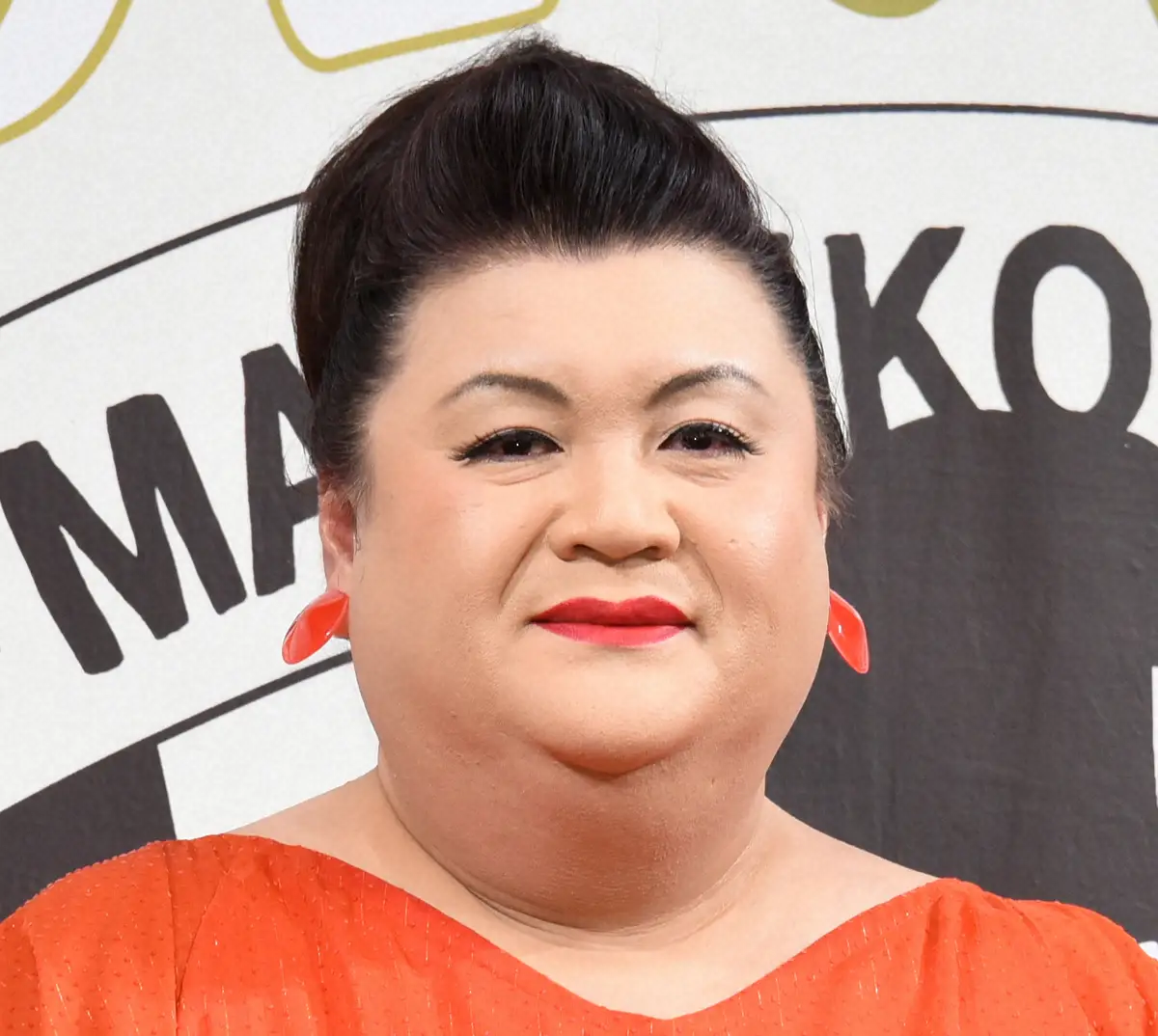 【画像・写真】「徹子の部屋」　過去には見慣れぬ演出も…マツコ驚き「何？この地べたに座るシリーズ」