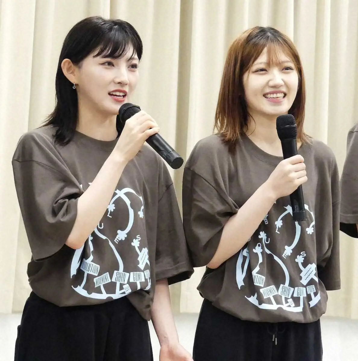 【画像・写真】元AKB48の村山彩希&岡田奈々「一心同体」　ミュージカル・ダブルス「想像の何倍も大変」