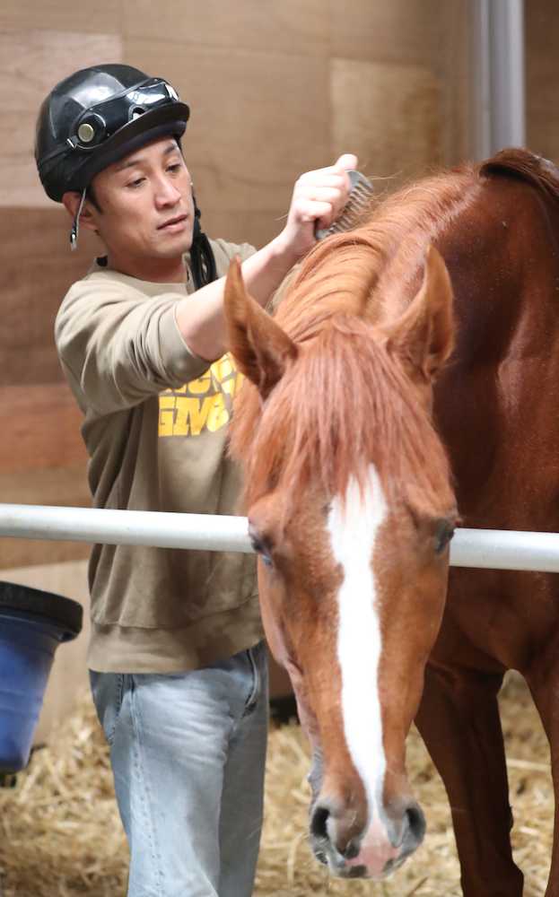 【画像・写真】【天皇賞・秋】アクションスター佐々木厩務員、父子３代戴冠へ