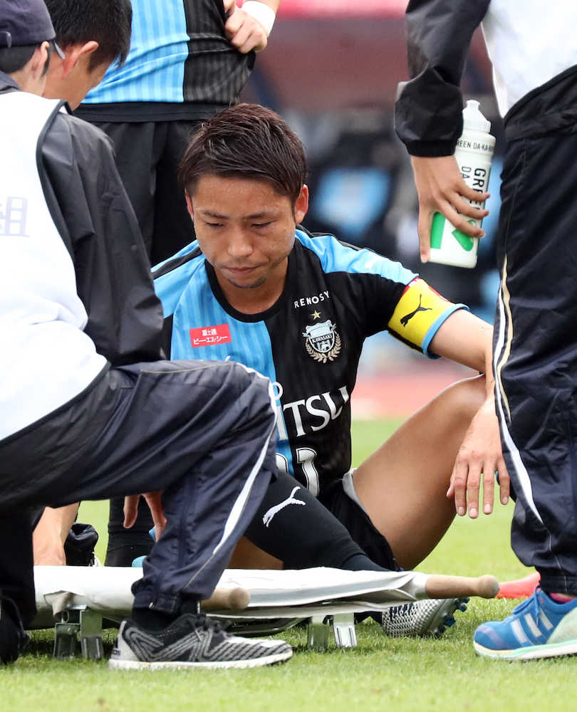 【画像・写真】川崎Ｆ・ＦＷ小林悠は左眼窩底骨折　柏戦で負傷「手術にならないことを祈るしか…」