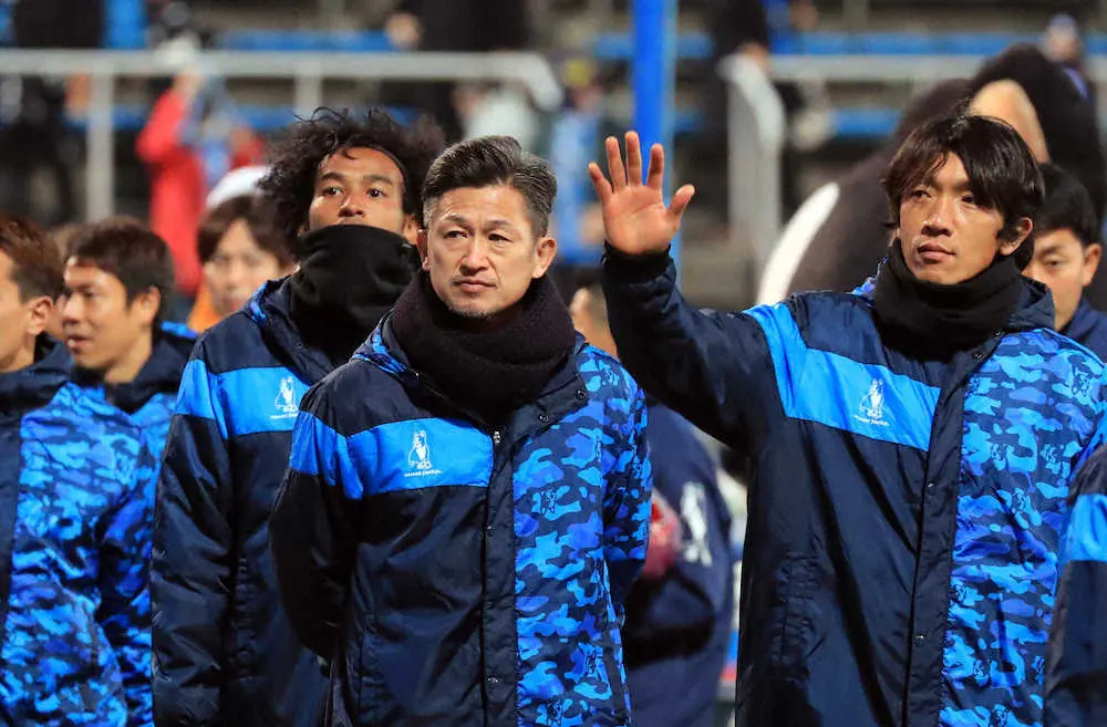 【画像・写真】俊輔は横浜FC残留へ　既に契約延長オファー　今季最終戦でFK披露、健在アピール