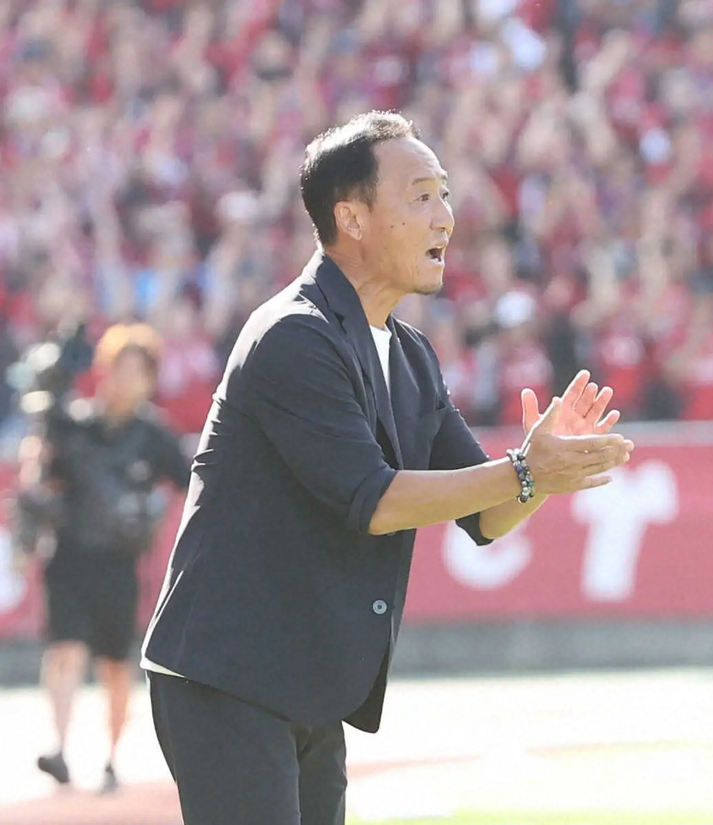 【画像・写真】町田が首位鹿島撃破　黒田監督「この勝利で恩返し」Gスタ最多1万3828人の前でJホーム通算100勝