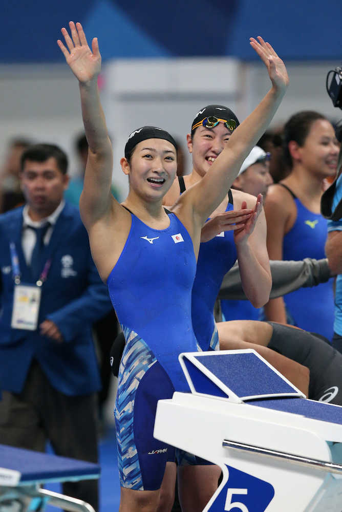 【画像・写真】璃花子　好発進！女子４００リレー制し１冠、日本新で中国破る