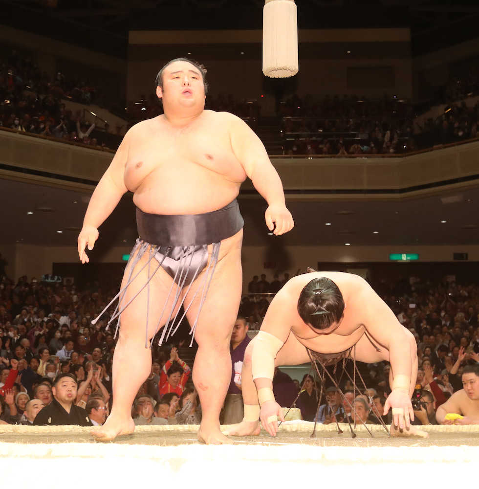【画像・写真】貴景勝　白鵬から初白星　混戦Ｖ争い　八角理事長「３敗まである」