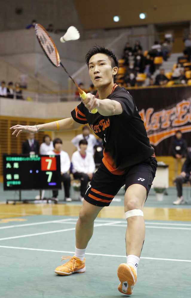 【画像・写真】ＮＴＴ東日本　男子決勝進出、桃田がけん引　１７日決勝