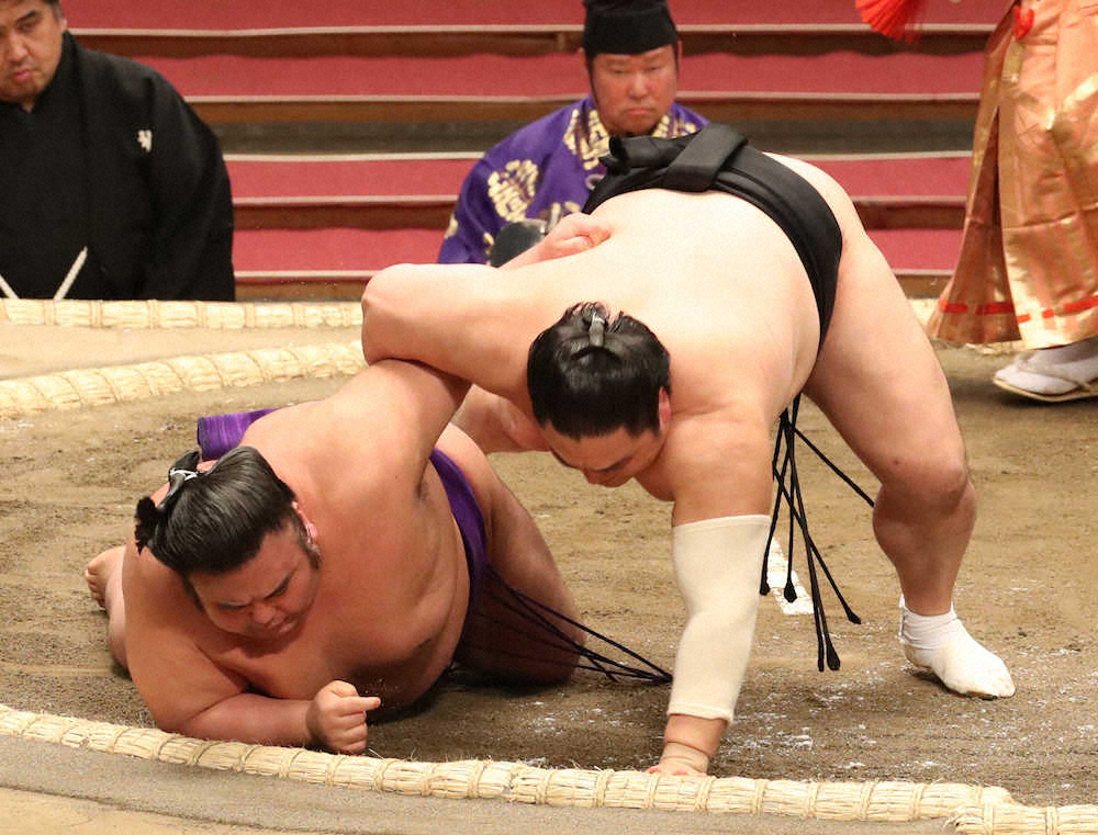 【画像・写真】【玉ノ井親方　視点】貴景勝　完全に自分の相撲戻ってきていない、鶴竜は頭低すぎた