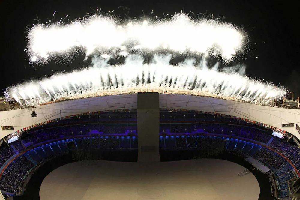 【画像・写真】北京五輪開会式　立春表現の演出、幻想的プロジェクトマッピングに東京五輪と比べる人続出「開始3分で…」