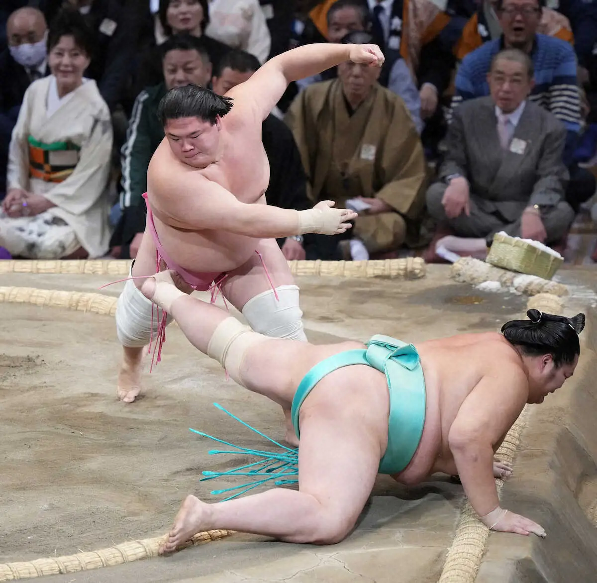 【画像・写真】関脇・琴ノ若が初黒星…一山本も敗れ全勝は全滅　貴景勝は3大関で唯一の黒星