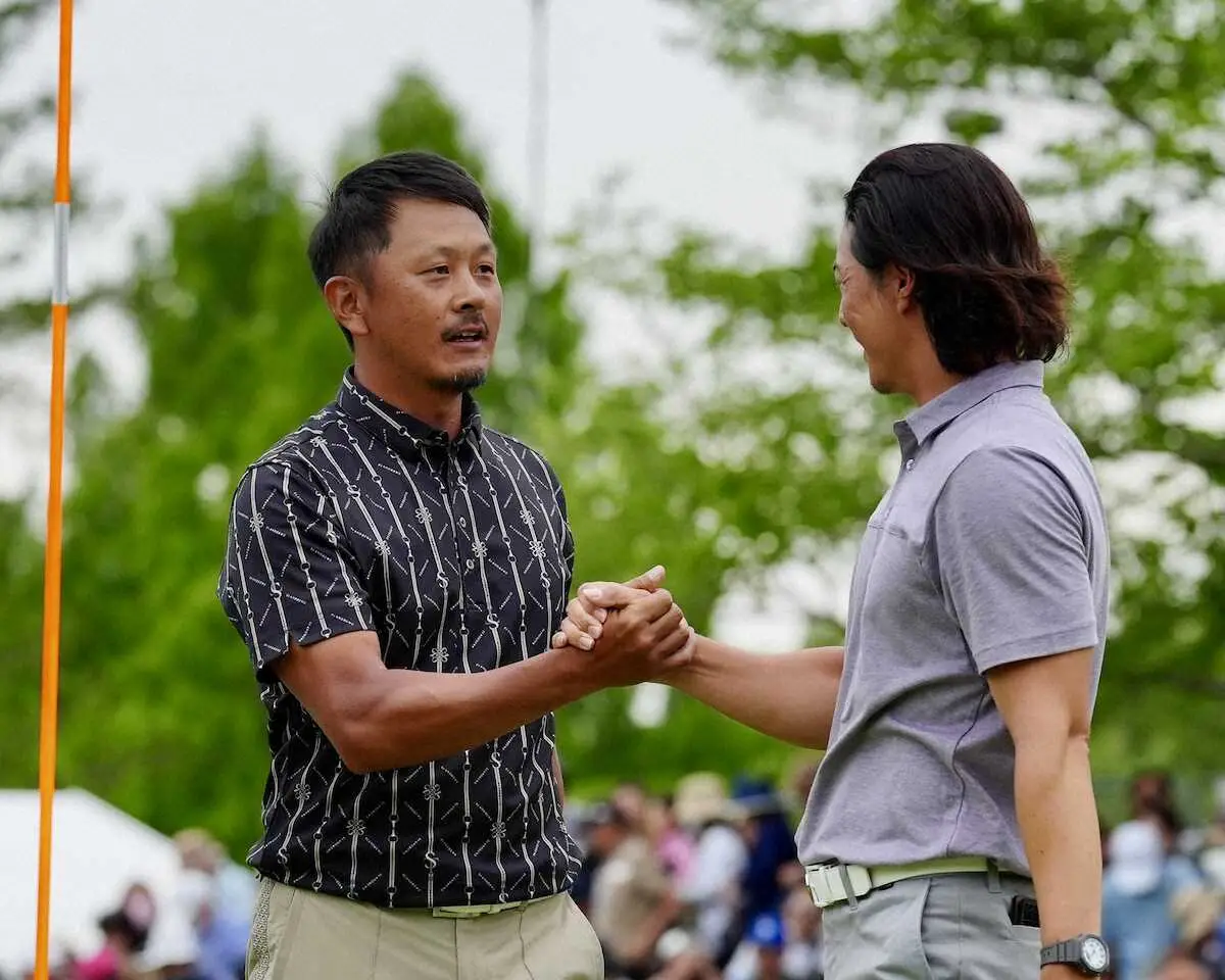 【画像・写真】岩田寛が石川遼とのプレーオフ制す「ほんとしんどい」「頑張れと言ってくれて泣きそうに」