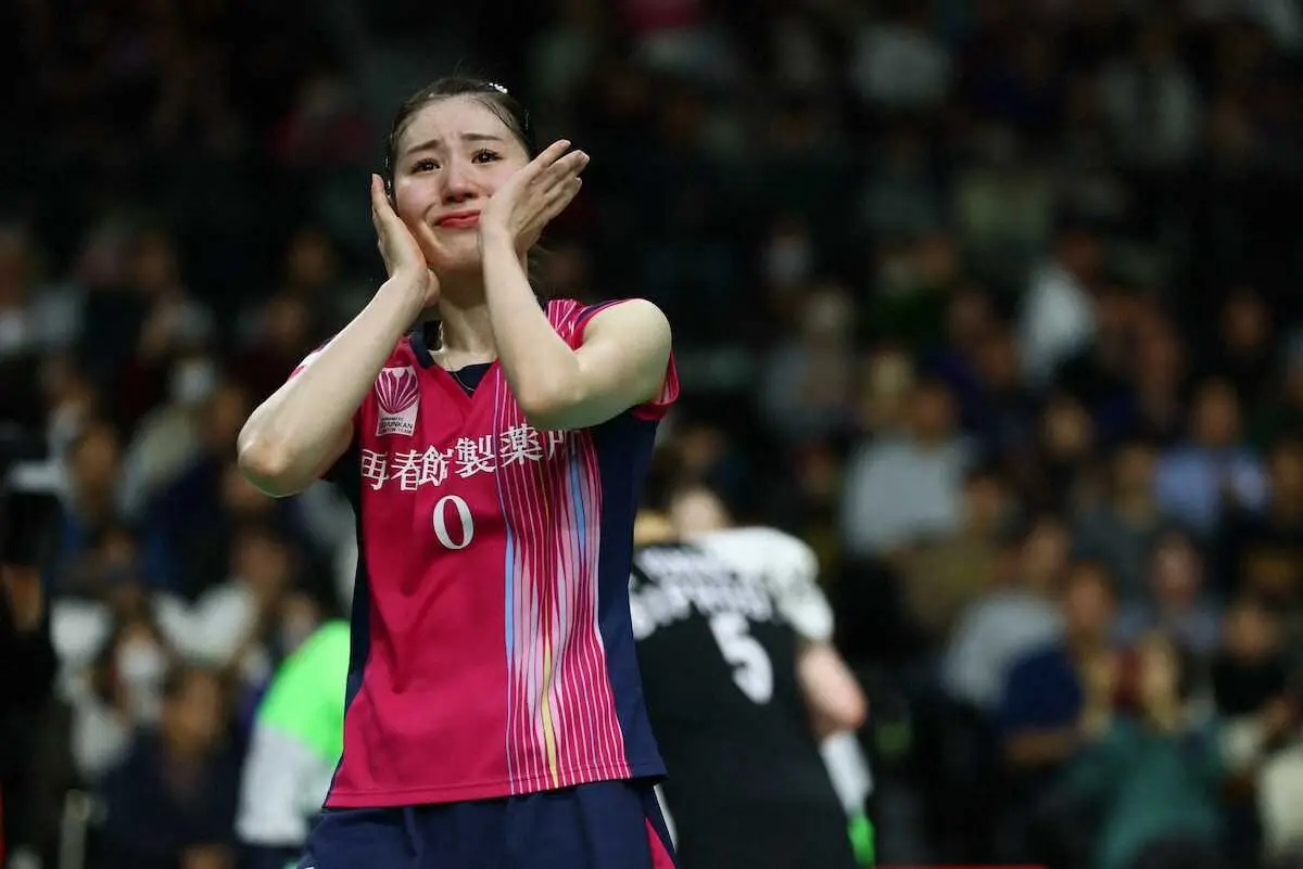 【画像・写真】【バドミントン】女子ダブルス決勝で得点トラブルも…　志田・五十嵐組が桜本・広田組を下して優勝　