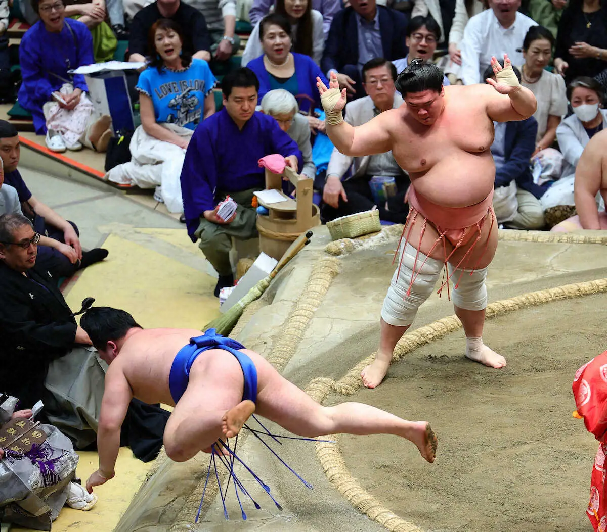 【画像・写真】宇良、執念の逆転劇でV圏内残った！2桁勝利も「まだ終わってない」千秋楽結びで霧島に挑戦　